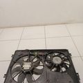 VOLKSWAGEN Caddy 3 generation (2004-2015) Dzinēja dzesēšanas ventilators/difuzors 1K0121207T 31808097