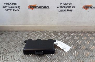 BMW Z4 G29 (2018-2024) Bootlid Antenna Amplifier 9396827 31592685