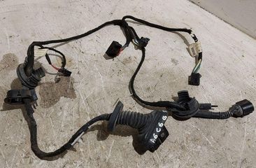 AUDI A6 C8/4K (2018-2024) Aizmugurējo labo durvju elektroinstalācija 4F1971687A 31447077