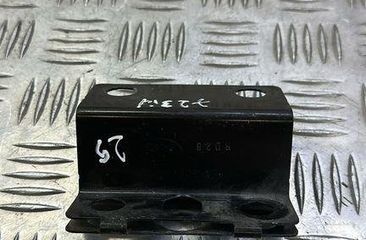LAND ROVER Range Rover Sport 2 generation (2013-2022) Другие кузовные детали CPLA8D069AC 31837036
