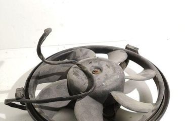 VOLKSWAGEN Passat B6 (2005-2010) Dzinēja dzesēšanas ventilators/difuzors FS1003 31872067