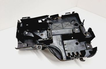 PEUGEOT 508 1 generation (2010-2020) Fuse Box 9687677280 30547495