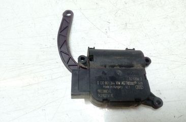 AUDI A3 8P (2003-2013) Клапаны управления внутренним подогревом 0132801344 30912873