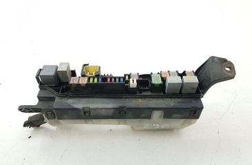 TOYOTA Corolla Verso 1 generation (2001-2009) Fuse box 9008087019 26425619