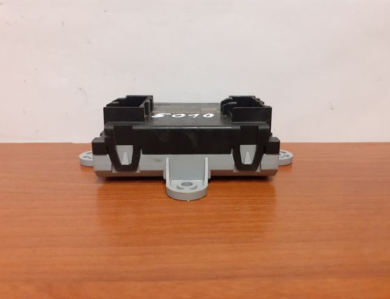 LAND ROVER Discovery Sport 1 generation (2014-2024) Aizmugurējo kreiso durvju vadības bloks FK72-14D619-BD,#5010 13614658