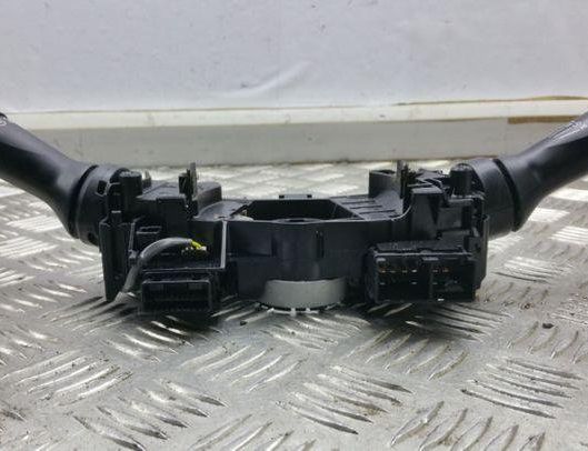 TOYOTA RAV4 2 generation (XA20) (2000-2006) Turn switch knob 17F060,17F100 24355313
