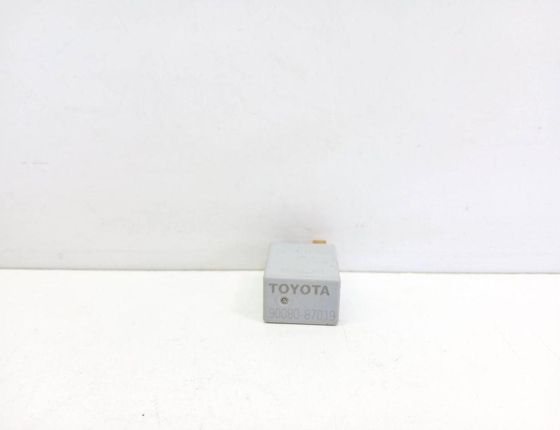 TOYOTA Corolla Verso 1 generation (2001-2009) Relays 9008087019 31397736