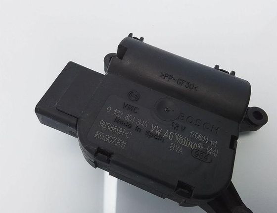 VOLKSWAGEN Touran 1 generation (2003-2015) Клапаны управления внутренним подогревом 0132801345 32275910