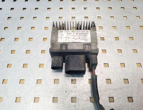 AUDI A4 B7/8E (2004-2008) Coolant fan relay 8E0959501Q,898093000 25119501