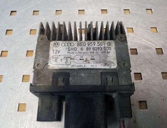 AUDI A4 B7/8E (2004-2008) Coolant fan relay 8E0959501Q,898093000 25119501