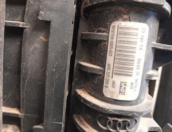 AUDI A8 D4/4H (2010-2018) Dzesēšanas sistēma 4H0121251B,4H0823509C 19526635