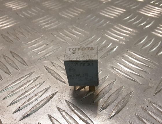 TOYOTA Corolla Verso 1 generation (2001-2009) Relays 9008087019 28389288