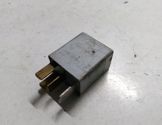 TOYOTA Corolla Verso 1 generation (2001-2009) Relays 9008087019 28397016