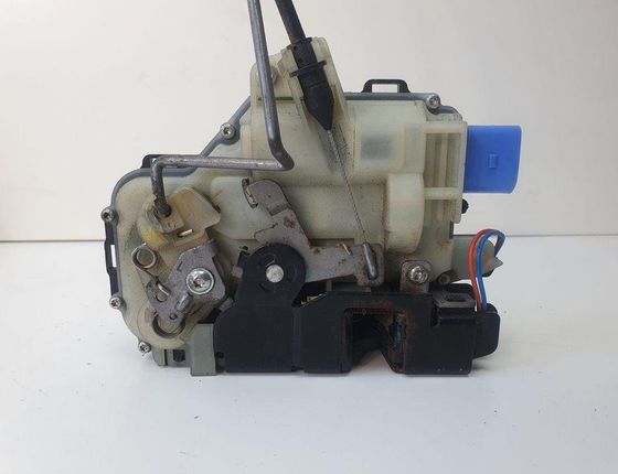 VOLKSWAGEN Transporter T5 (2003-2015) Front Left Door Lock 991990300 31235677