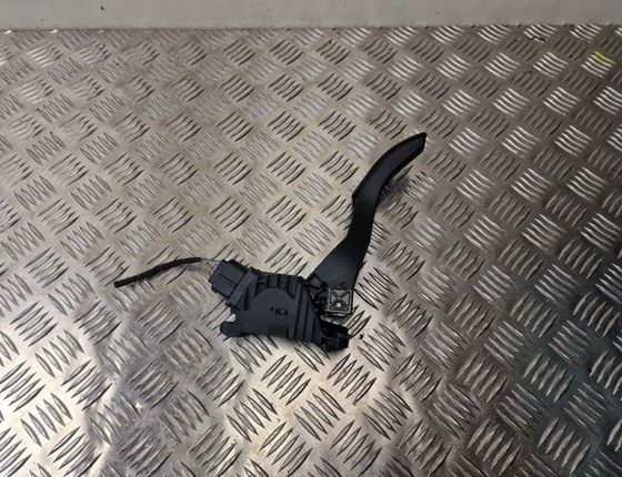 VOLKSWAGEN Passat B7 (2010-2015) Throttle Pedal 5Q1723503H 31238049