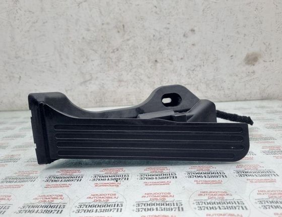 VOLKSWAGEN Golf Plus 1 generation (2004-2009) Педаль газа 1K1721503M 31437811