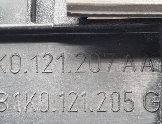 VOLKSWAGEN Passat B6 (2005-2010) Dzinēja dzesēšanas ventilators/difuzors 1K0121205G,1K0121223 31448094