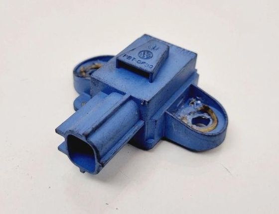 VOLKSWAGEN Passat B7 (2010-2015) Aizmugurējais kreisais trieciena sensors 1K0955557A 31082159
