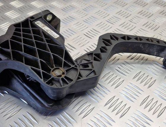 VOLKSWAGEN Passat B6 (2005-2010) Clutch Pedal 1K0721796E 31115146