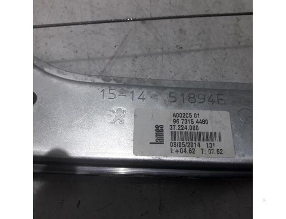 PEUGEOT 208 Peugeot 208 (2012-2015) Стеклоподъемник передней левой двери 9806088180,9673154480,0130822703,37224000,9816402180 27343767