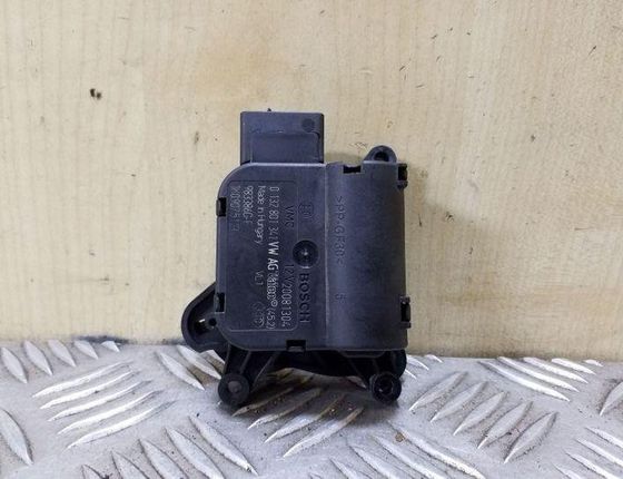VOLKSWAGEN Passat B7 (2010-2015) Interior Heater Flap Motor Actuator 0132801341,983386GF,1K0907511B 26123744