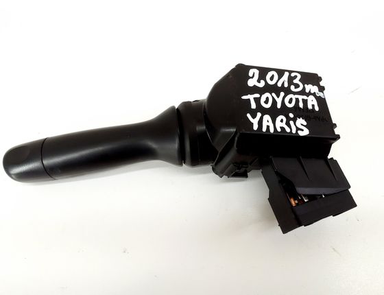 TOYOTA Yaris 3 generation (2010-2019) Wiper Control 17F003 27849122