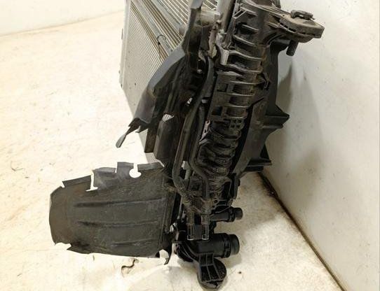 AUDI A8 D4/4H (2010-2018) Cooling Parts 4H0121003N,4H0121251B,4H0971284 31456689