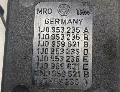 VOLKSWAGEN Golf 4 generation (1997-2006) Hazard button 1J0953235A,1J0953235B,1J0959621 23939137