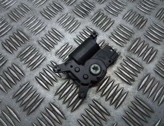 OPEL Astra H (2004-2014) Air Conditioner Air Flow Valve Motor 52406337,3093692 31604056