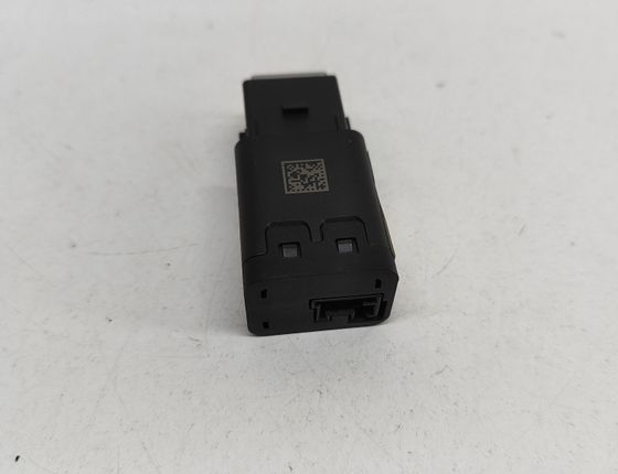 PEUGEOT 2008 2 generation (2019-2023) USB 98313506VV,98380610VV 27961133
