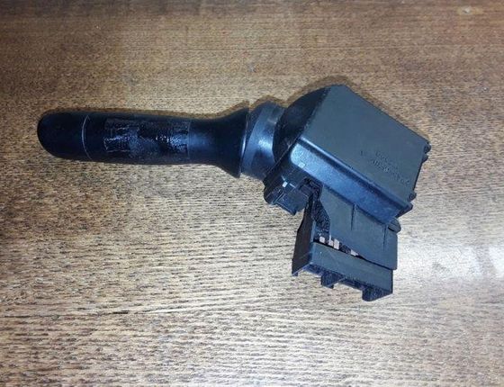 TOYOTA Yaris 2 generation (2005-2012) Wiper Control 17F003LH 25460237