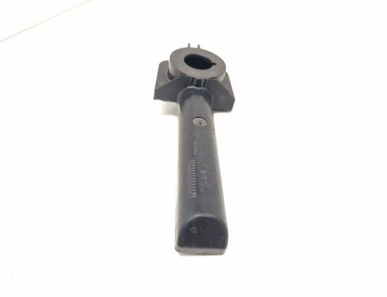 AUDI A4 B7/8E (2004-2008) Radiatoru kronšteini 8W0805201 30549569