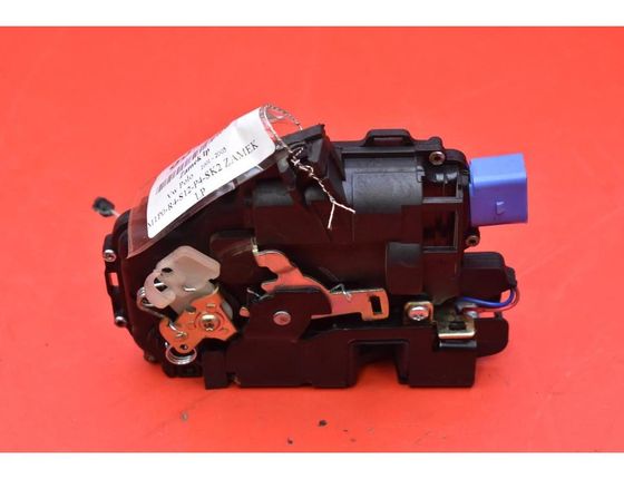 VOLKSWAGEN Polo 4 generation (2001-2009) Front Left Door Lock 31563128
