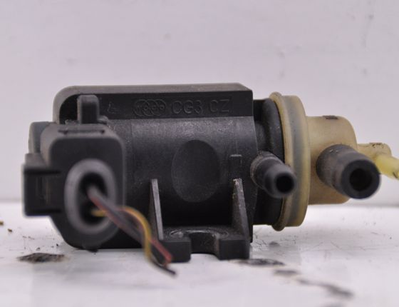 VOLKSWAGEN Golf 6 generation (2008-2015) Solenoid Valve 1K0906627B 31983578