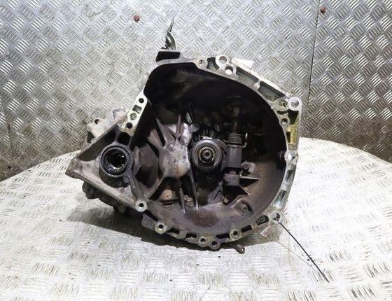 TOYOTA Aygo 1 generation (2005-2014) Коробка передач 200TT01 24636702