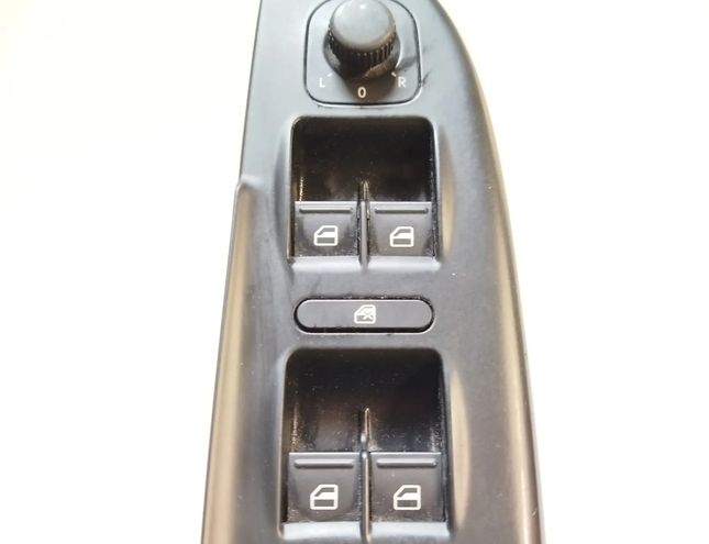 VOLKSWAGEN Passat B6 (2005-2010) Front Left Door Window Switch 1K4959857B 32859095