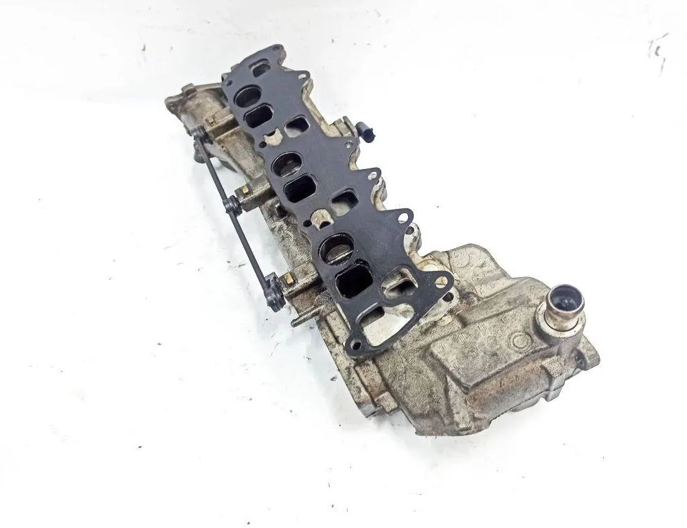 MERCEDES-BENZ CLS-Class C219 (2004-2010) Ieplūdes kolektors LF00052 32867661