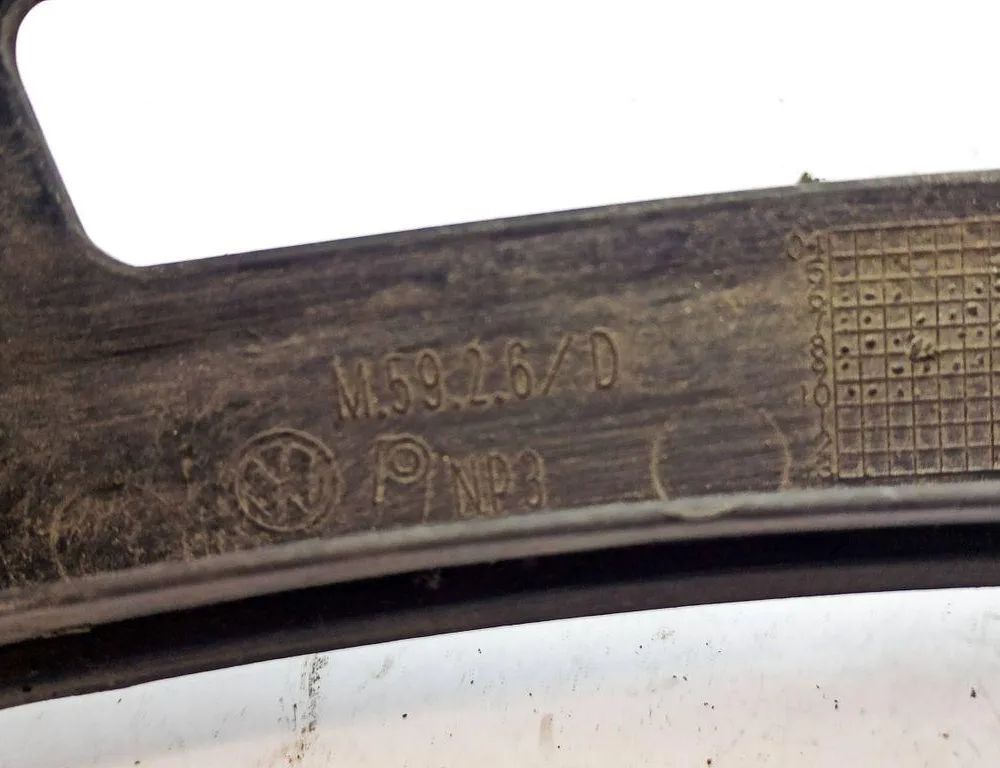 VOLKSWAGEN Eos 1 generation (2006-2020) Priekšējā bampera labais stūris 1Q0807178,M5926D 32871231