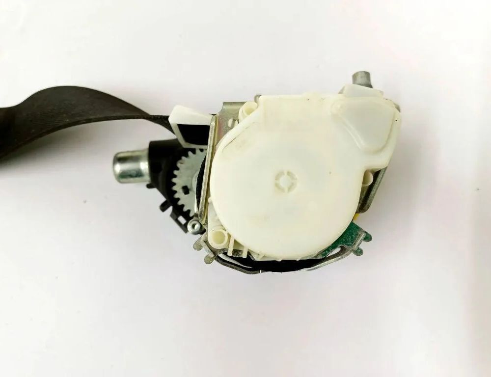 MERCEDES-BENZ R-Class W251 (2005-2017) Aizmugurējā kreisā drošības josta GB14166,083081N,A2518608285,5504444G,2018680222,33042707,33028136,33052212,H05-34 32875391