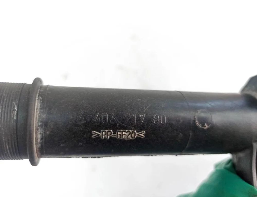 PEUGEOT 1007 1 generation (2005-2009) Шланги охлаждающей жидкости 9640621780 32877401