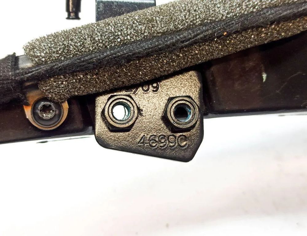 VOLKSWAGEN Eos 1 generation (2006-2020) Citas virsbūves detaļas 1Q0871405,9211485,200400079,9211556,1Q0871385 32936257