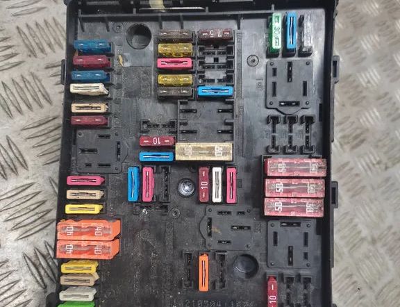 SEAT Altea 1 generation (2004-2013) Блок предохранителей 01394932 15298493