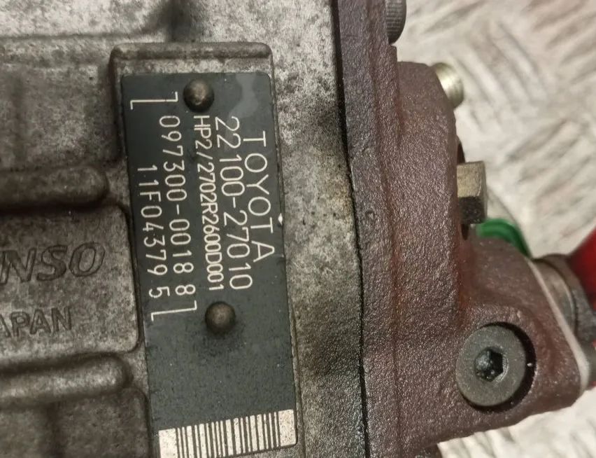 TOYOTA Previa 2 generation (2000-2006) Fuel Pump 2210027010,11F043795,09730000188 32972374