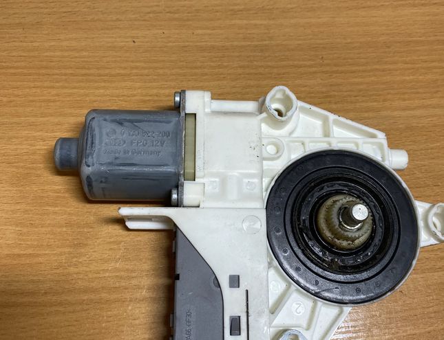 PEUGEOT 407 1 generation (2004-2010) Front Left Door Window Regulator 0130822200,#C1088 18098596