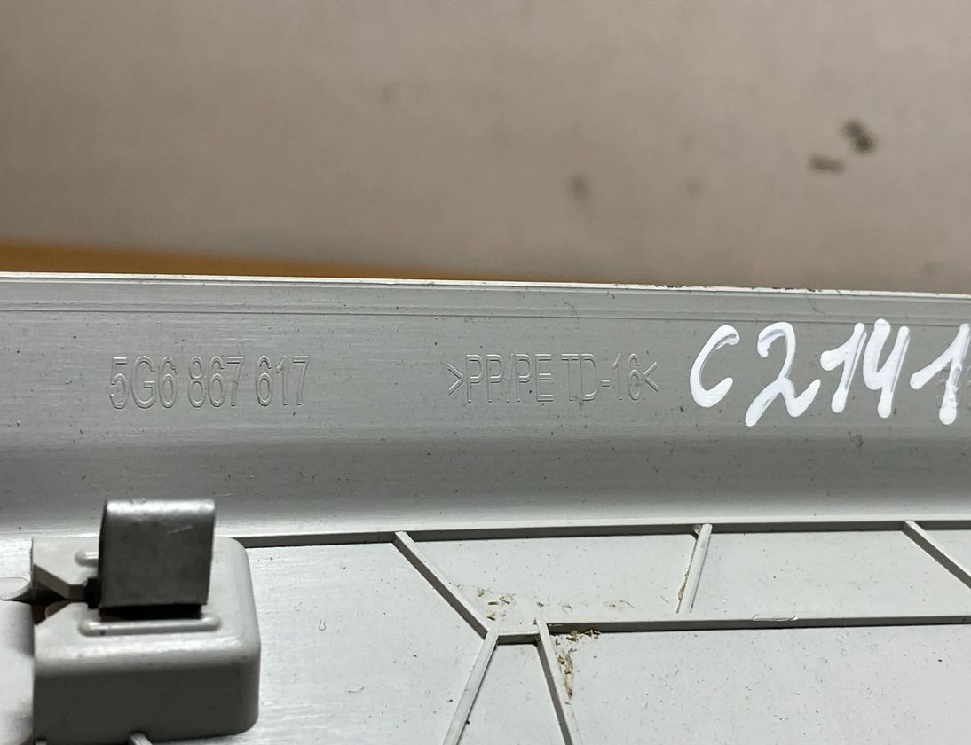 VOLKSWAGEN Golf 7 generation (2012-2024) Other Interior Parts 5G6867617,#C2141 18313039