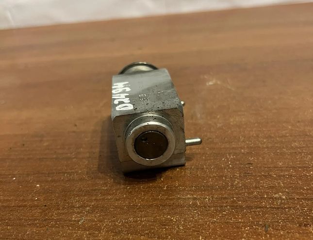 BMW 3 Series E90/E91/E92/E93 (2004-2013) AC expansion valve 6411918251201,#D2494 20229928