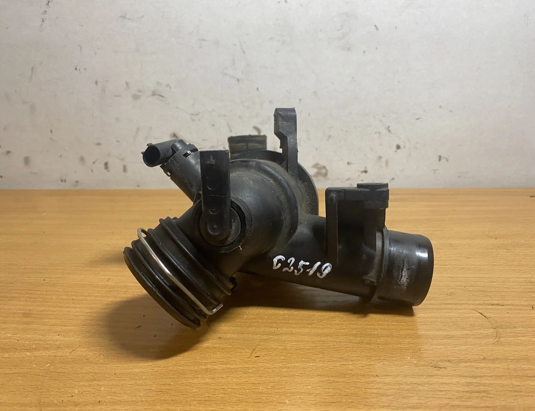 MERCEDES-BENZ C-Class W204/S204/C204 (2004-2015) Termostats A6512001215,#C2519 20284014