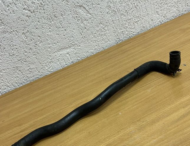 BMW 5 Series F10/F11 (2009-2017) Шланг радиатора охлаждения двигателя левой стороны 15476810CZ,#D5543 21475689