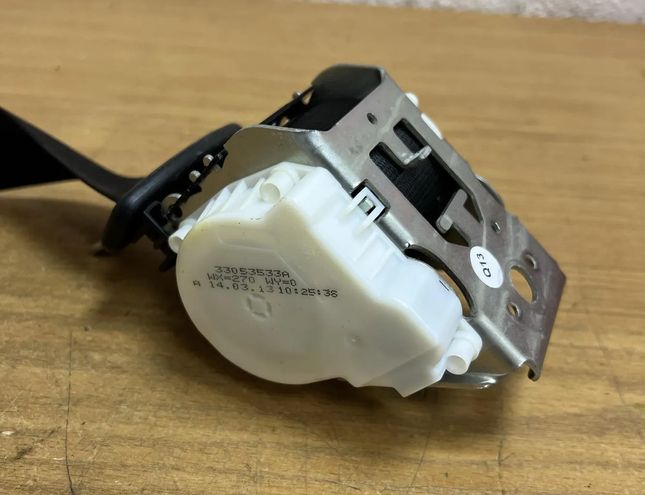 MERCEDES-BENZ C-Class W204/S204/C204 (2004-2015) Seatbelts 33005876,33053533A,#F2991,A2048600085 25946968