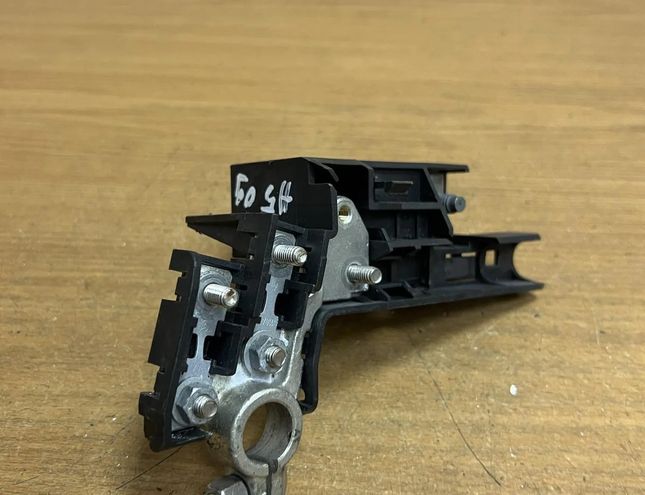 AUDI A5 Sportback 8T (2009-2011) Положительный аккумуляторный кабель B0101063,#F3564 26303207